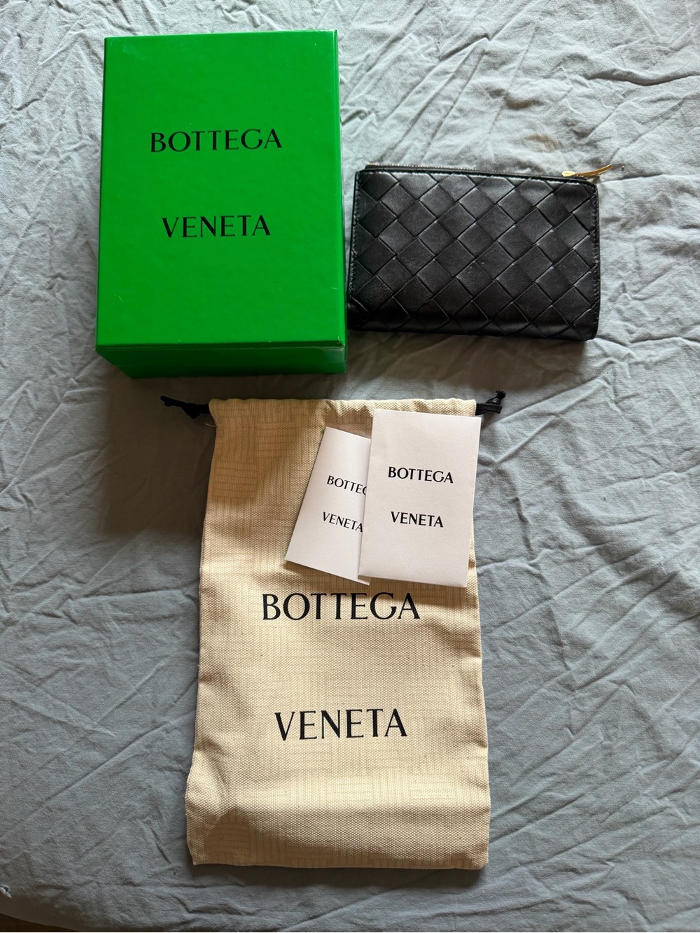 Bottega Veneta Intrecciato Medium Bi-Fold Wallet
